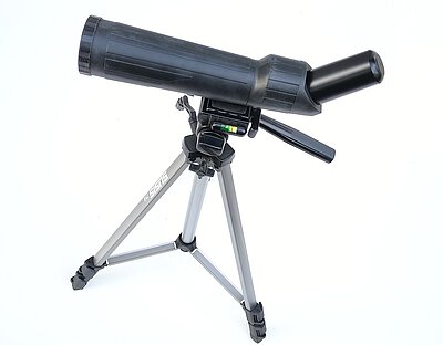 Albinar Spektiv 18-36x50 + höhenverstellbares Stativ