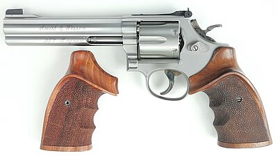 Smith & Wesson, Mod. 686-4 Target Champion, Links-/Rechtshand, Kal. .357 Mag. 6"-Lauf